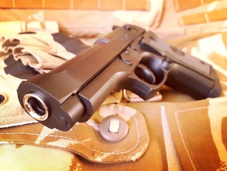 Детский пистолет на пульках ZM 21 Cyma Beretta AirSoft Gun 6мм zm 21 RZ фото