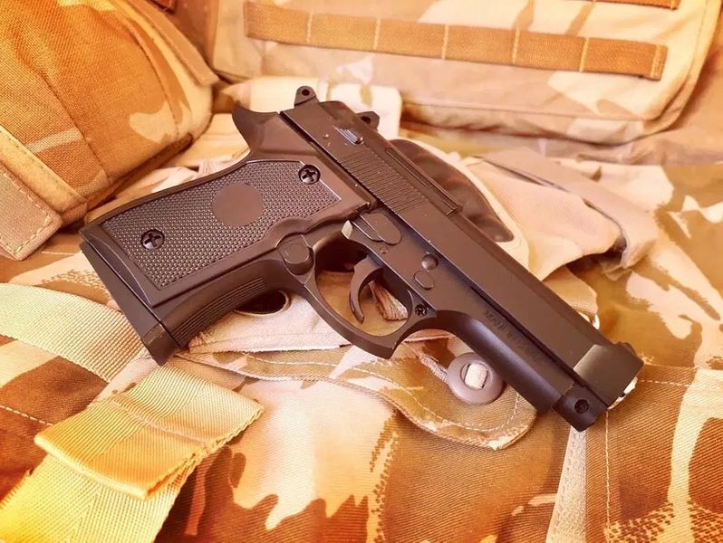 Детский пистолет на пульках ZM 21 Cyma Beretta AirSoft Gun 6мм zm 21 RZ фото